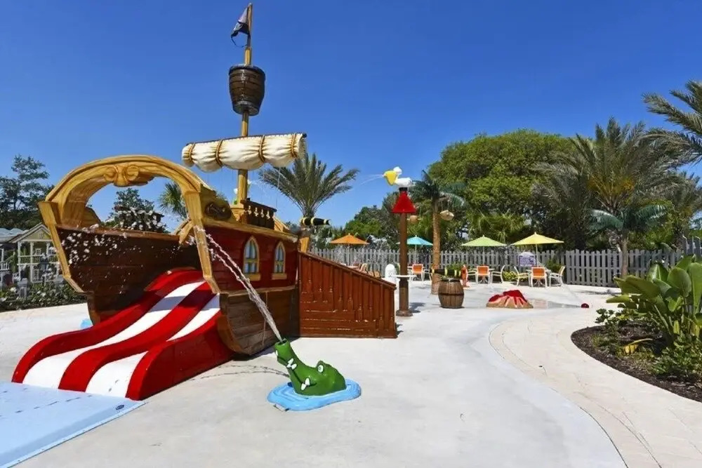 Colorful & Kid Friendly 5Bd Pool TH Festival-422CD