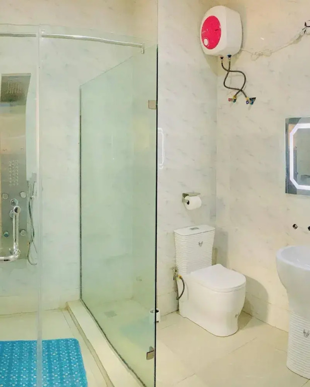 Lintoc Hotel & Suites Ltd