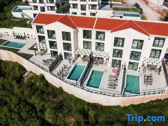 Orange Tree Pool Villas - Sea View and Private Pool