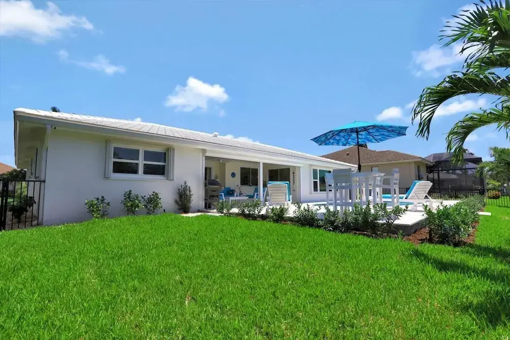 Inviting Waterfront Home With Western Exposure