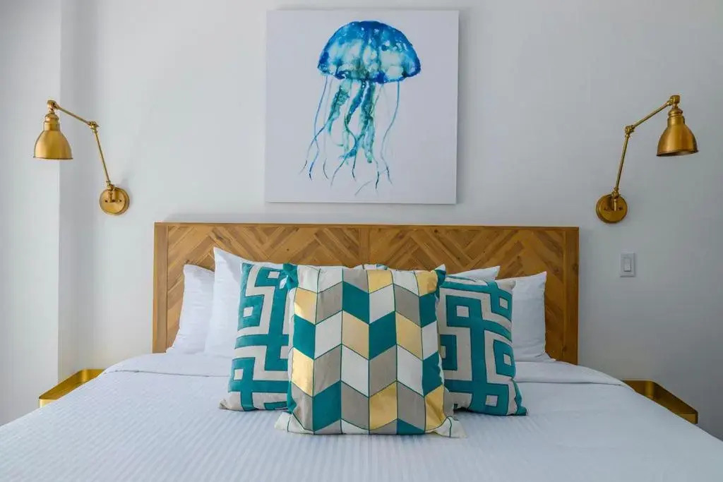 HH-2Bdr413 - NEW Modern Apartment in Oceanfront Luxury Condo in Aruba!
