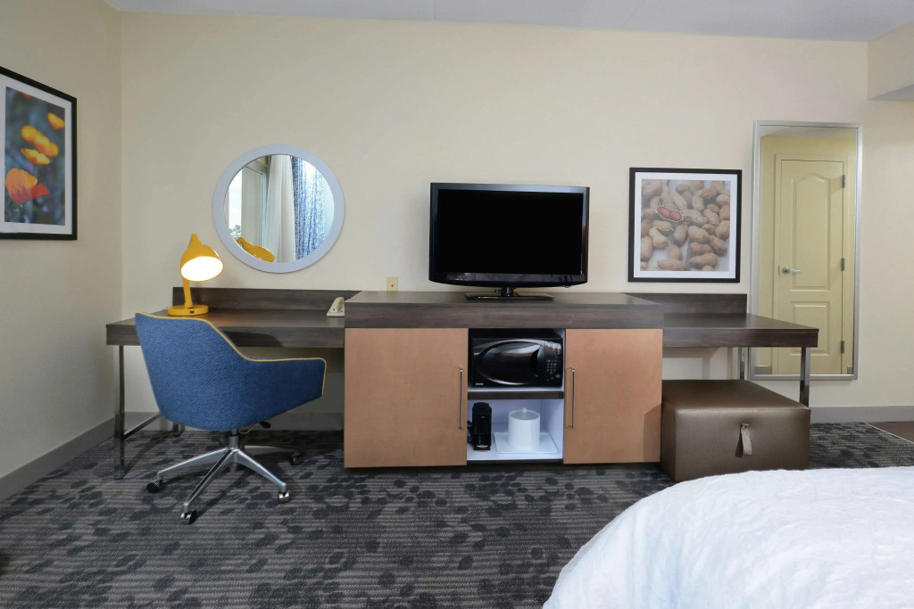 Hampton Inn & Suites Clinton