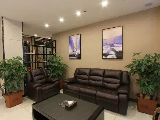 Shankee Hotel (Jiaozuo Station Henan Polytechnic University North Campus)