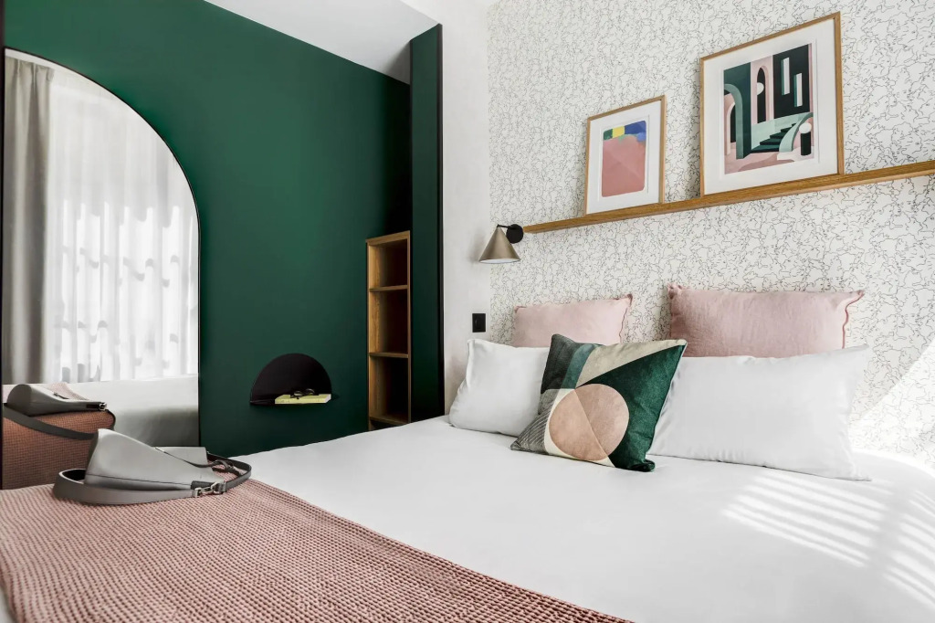 Republik Hotel