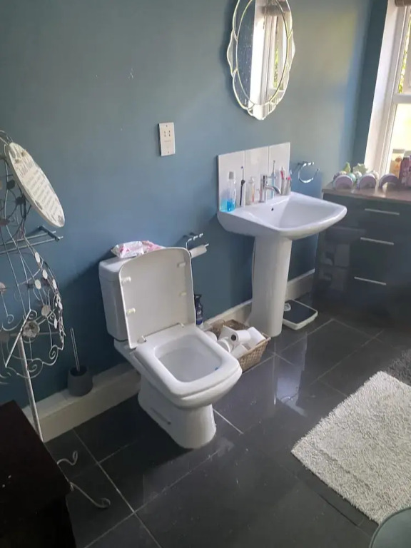 Charming 1-bed House in Birmingham