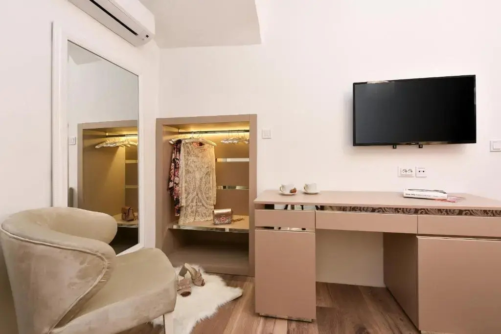Harveys luxury rooms