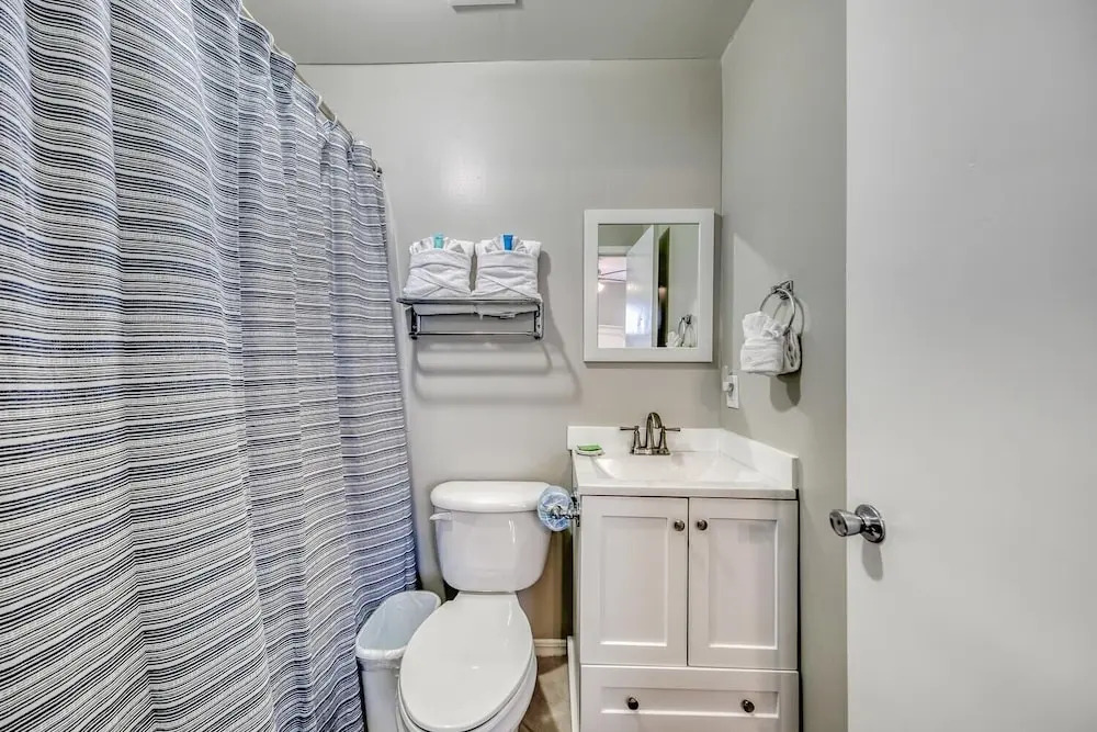 Weekender by Avantstay Gorgeous Beach Front Home w/ Ocean View