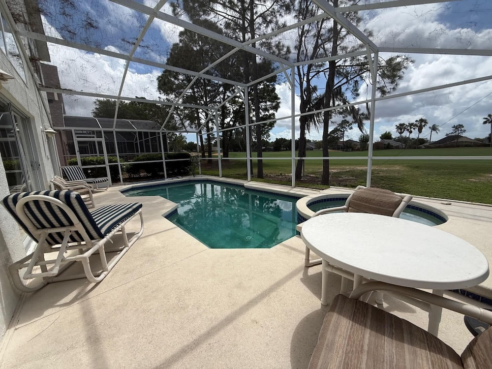 8th Fairway Pool Villa Southern Dunes