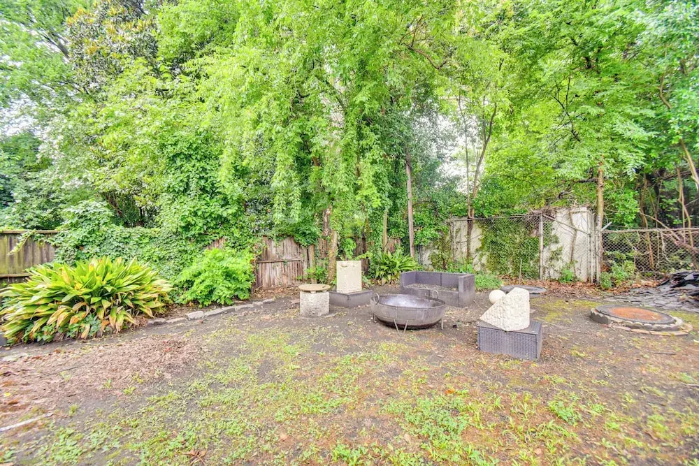 Walk to River & Downtown: Portsmouth Apartment!