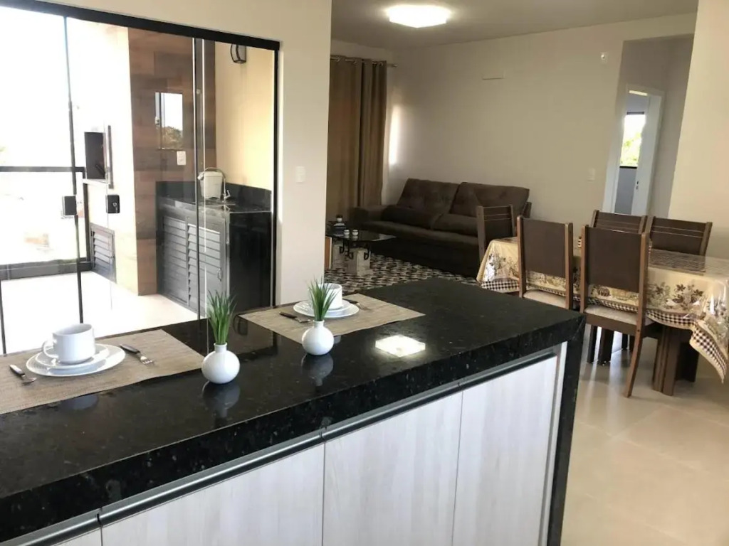 apartamento para locação em bombinhas, mariscal