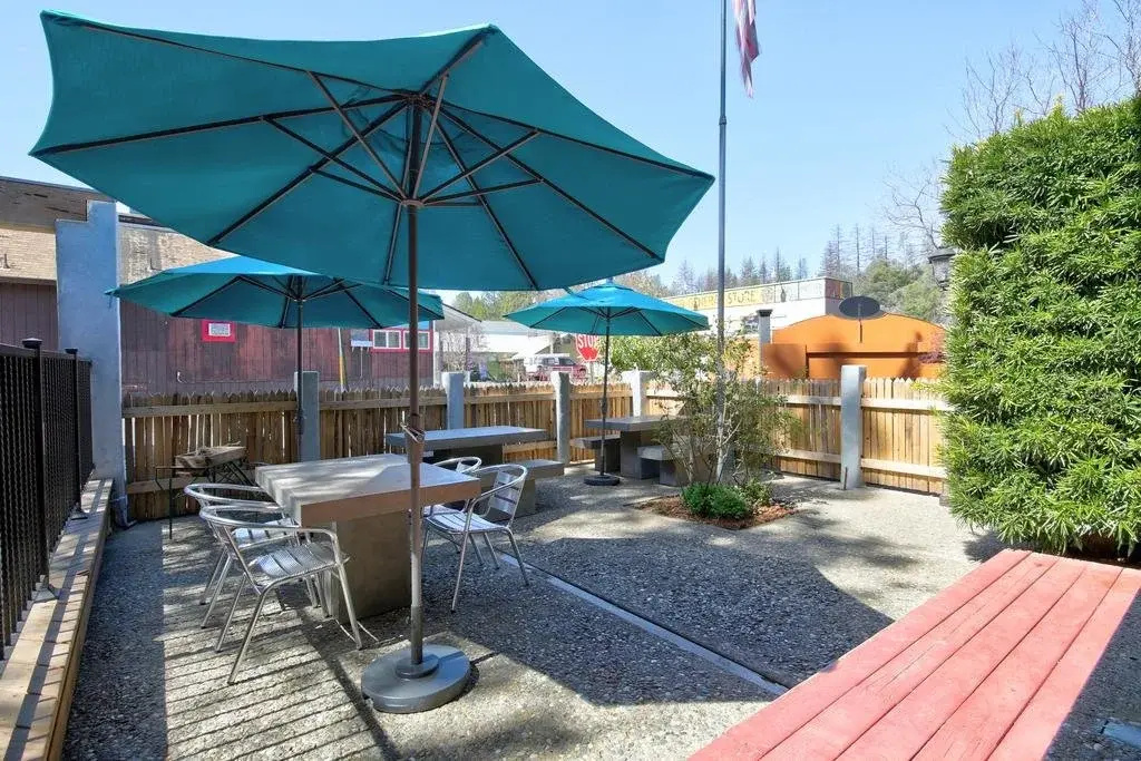 The Groveland Hotel