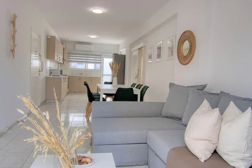 Phaedrus Living Town Flat Stephania 302