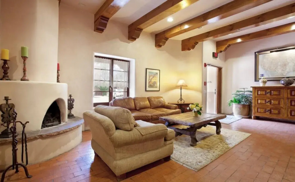 Piñon Court by La Fonda