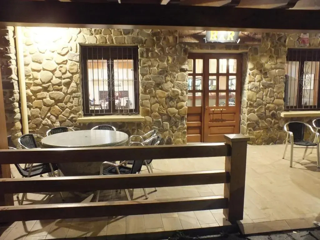 Hostal Izar-Ondo