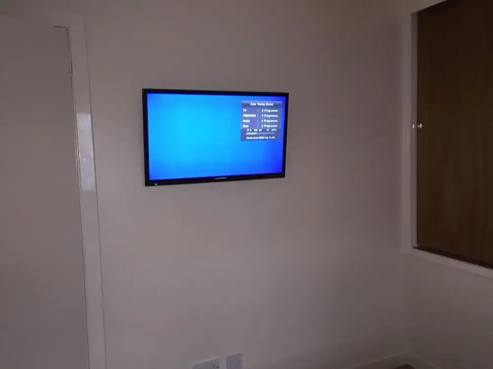 3 Varis Apartments