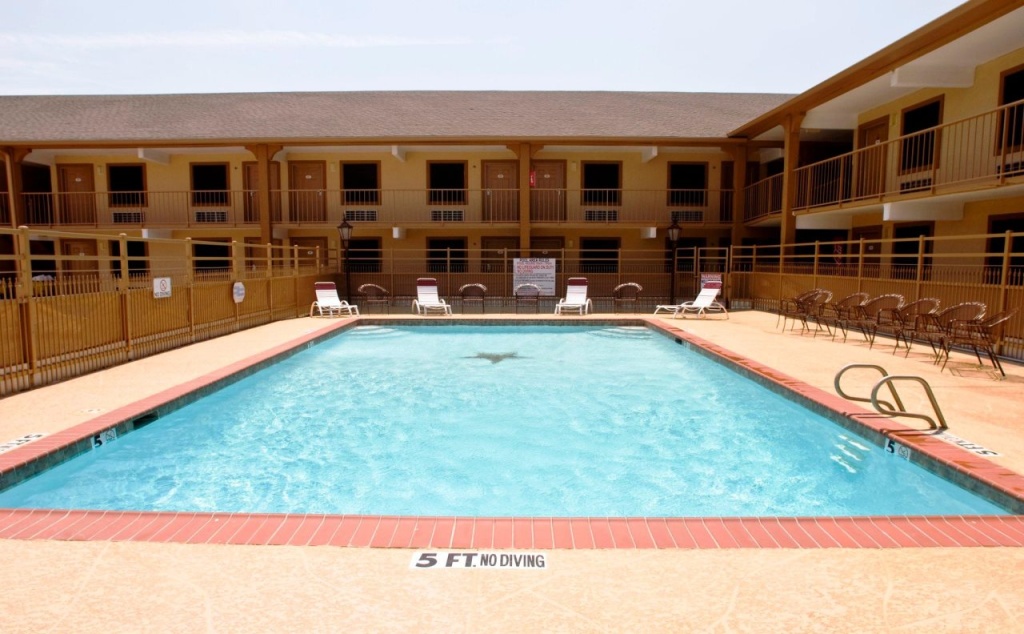 Red Roof Inn College Station