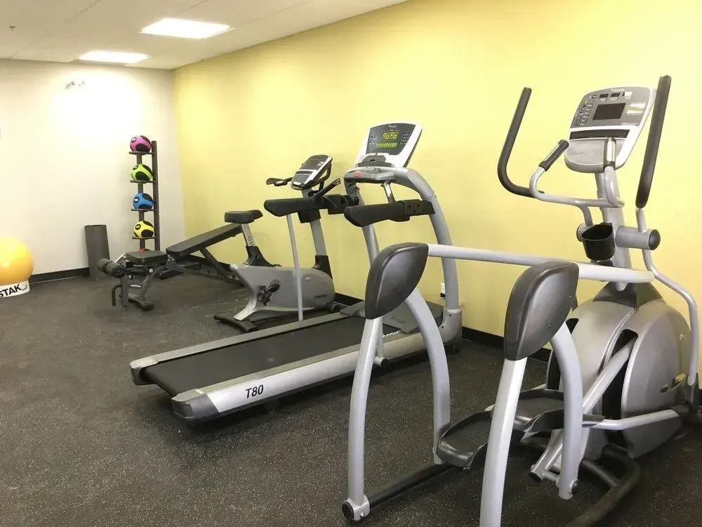 Airdrie Inn & Suites