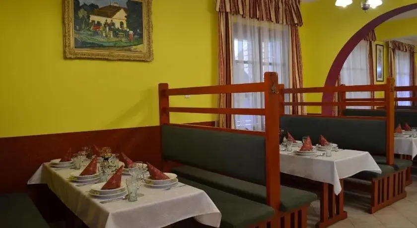 Hotel Napsugár