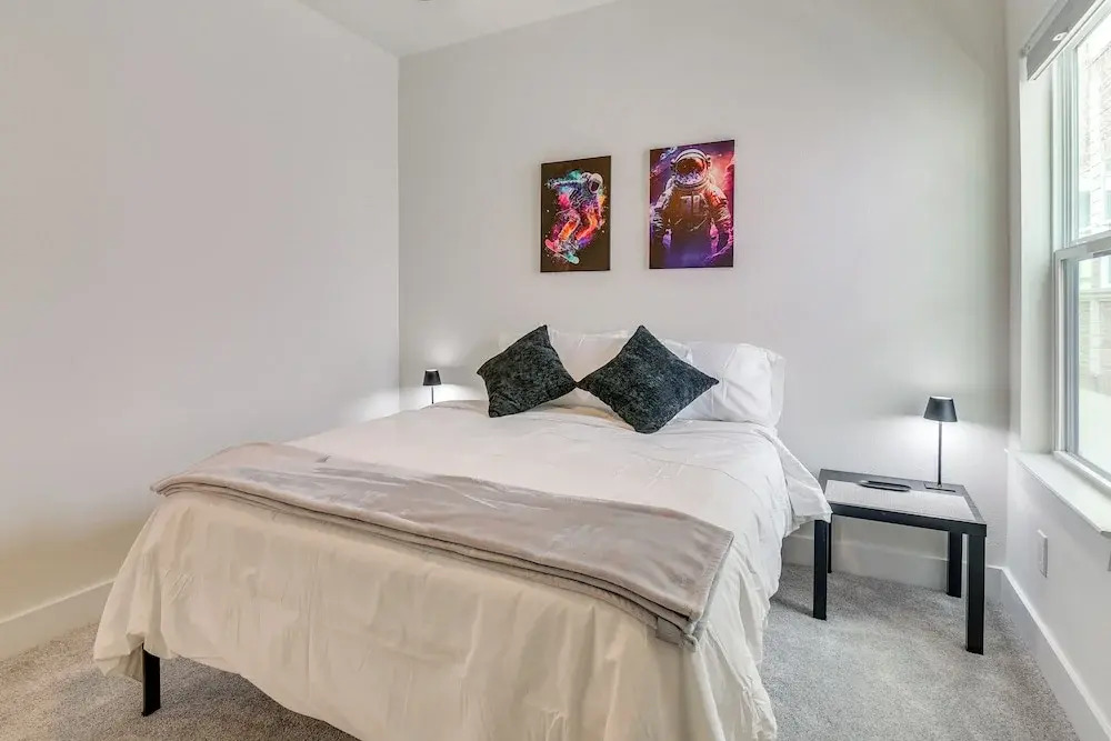 Walkable E Downtown Houston Townhome: Pet-friendly