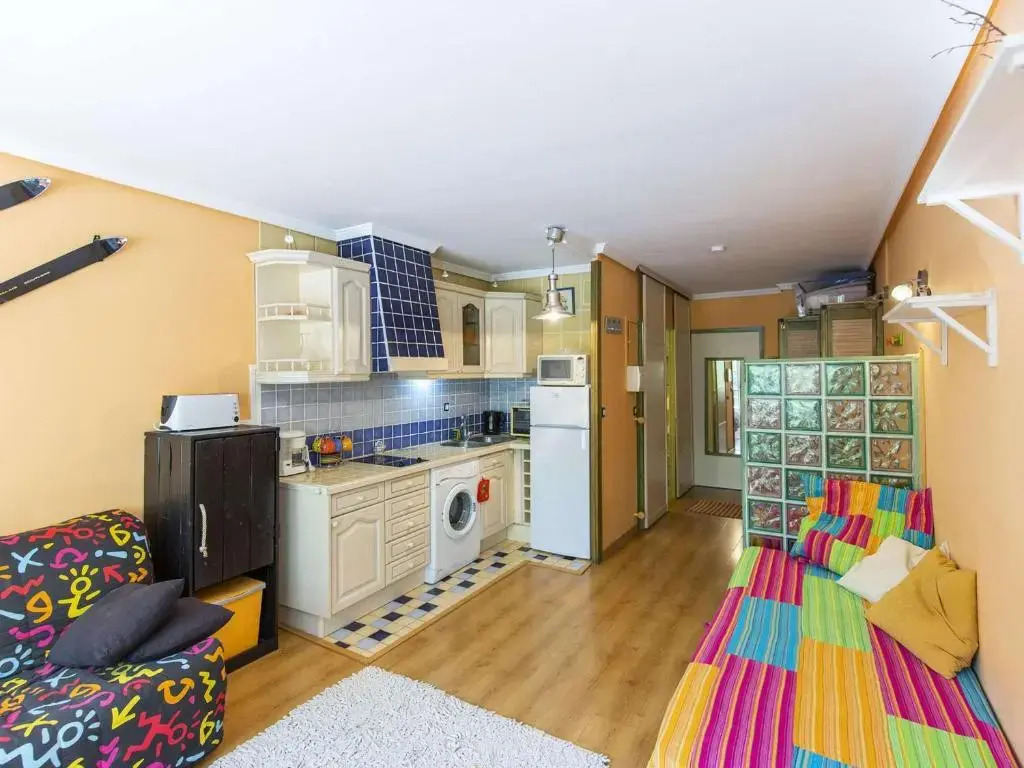 Appartement Gourette, 1 pièce, 4 personnes - FR-1-400-65