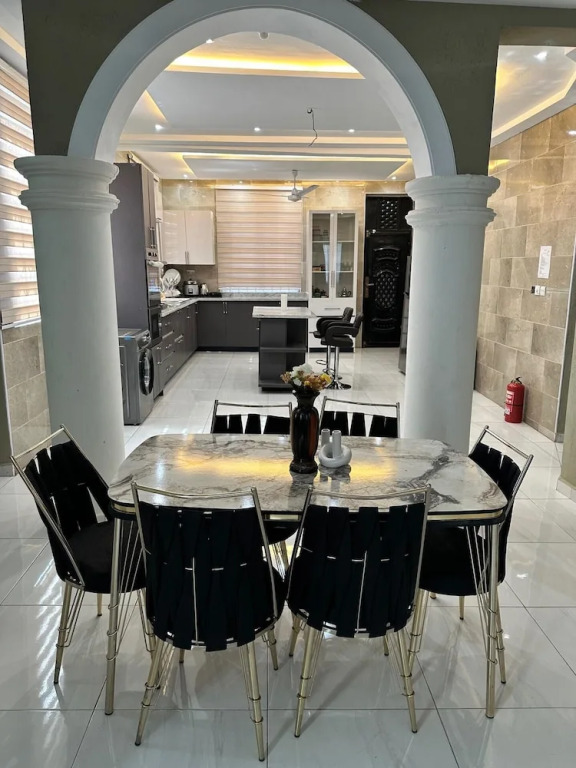 Nanani Luxury Villa