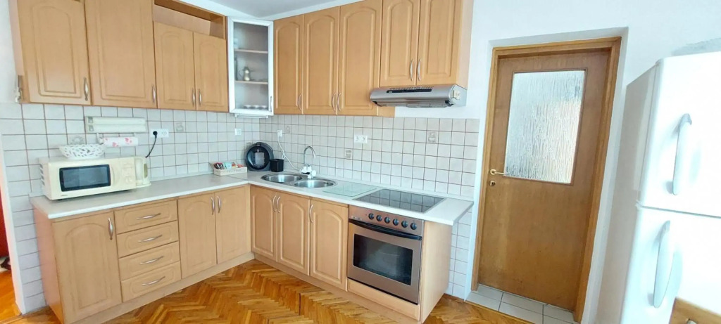 MB Deluxe Apartment