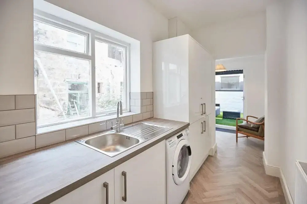 Host & Stay - High Street Apartments