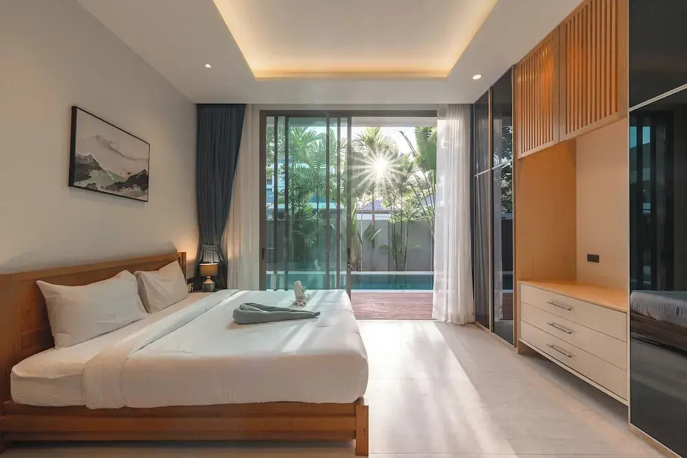 Pool Villa Near Beach Boat Avenue V219