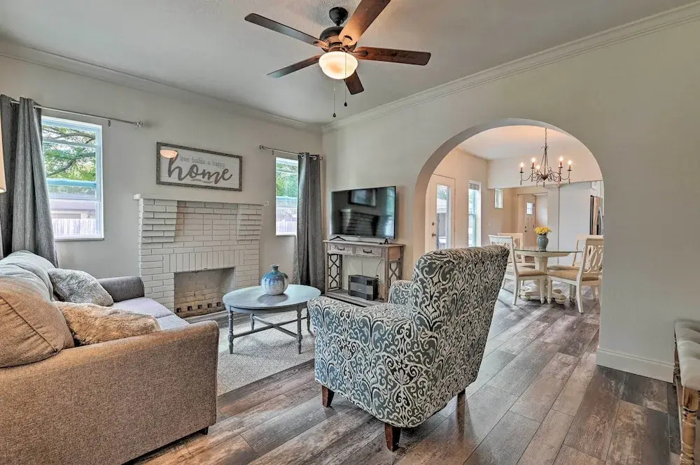 Walk to Dtwn: Winter Garden Home w/ Patio