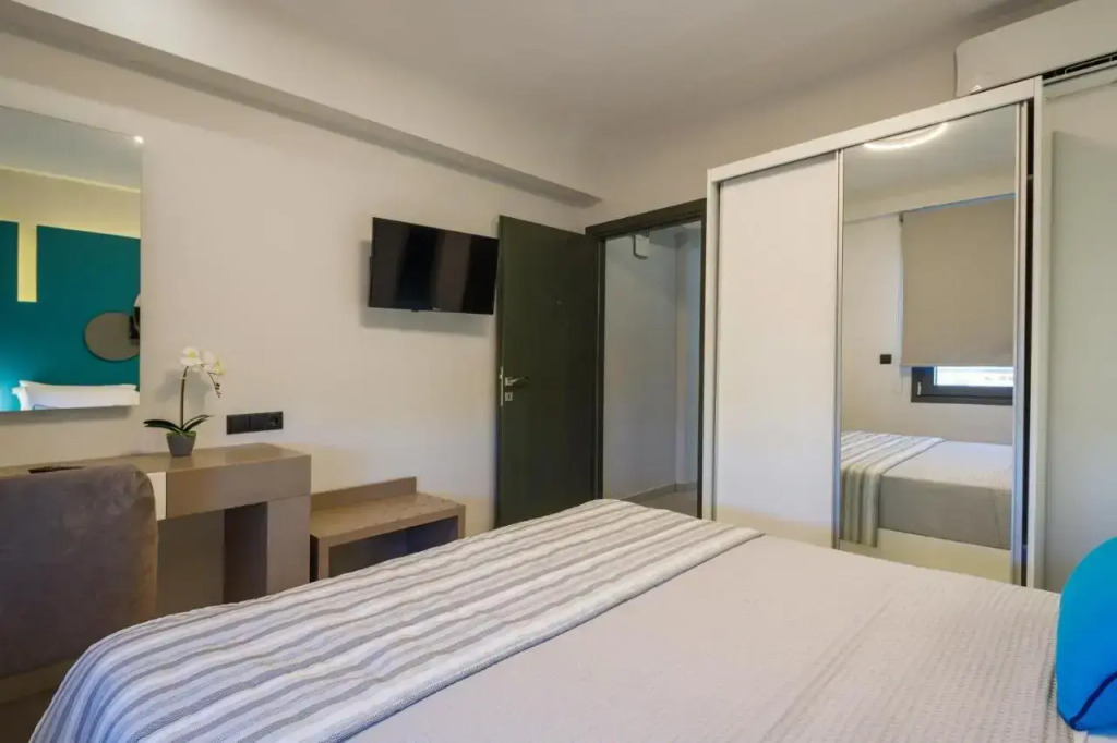 BISALTAE SEASIDE SUITES