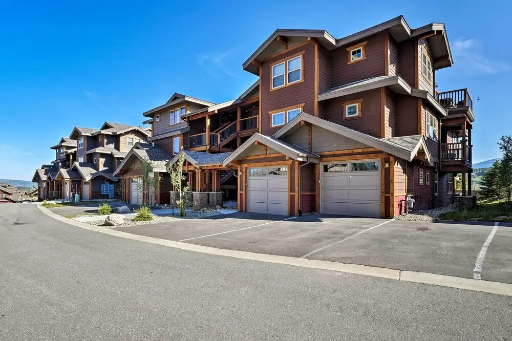 Winter Park Retreat: Mtn Views & Pool Access!