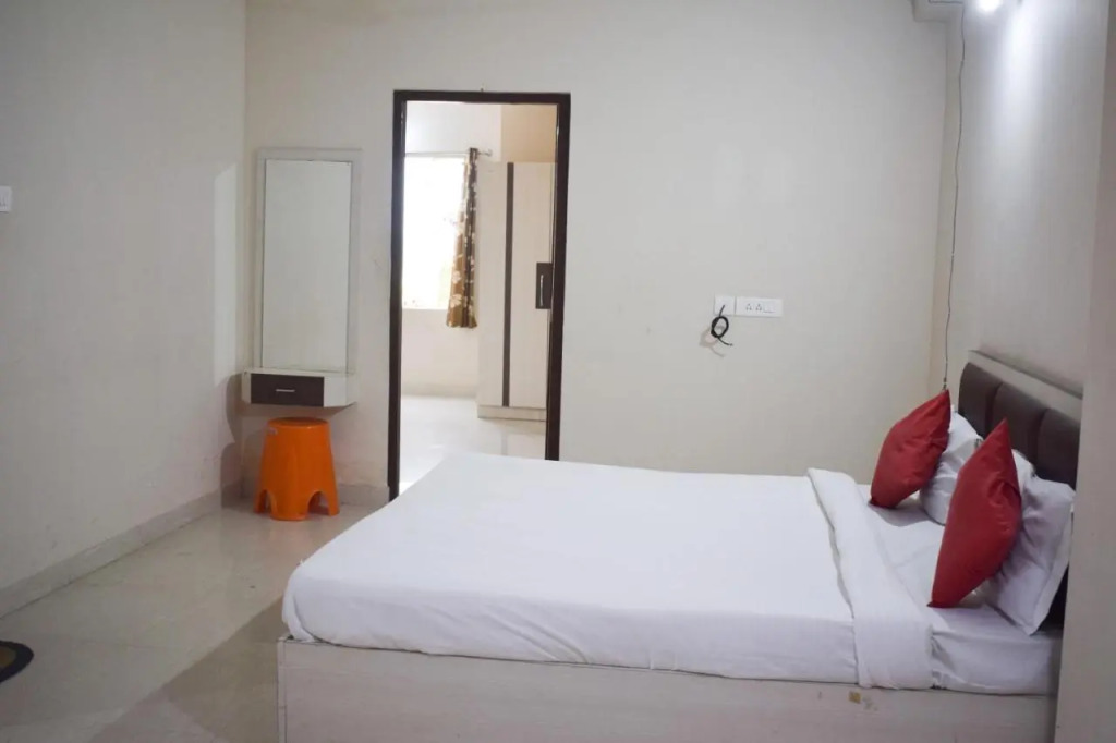 Goroomgo Grand Resort Puri