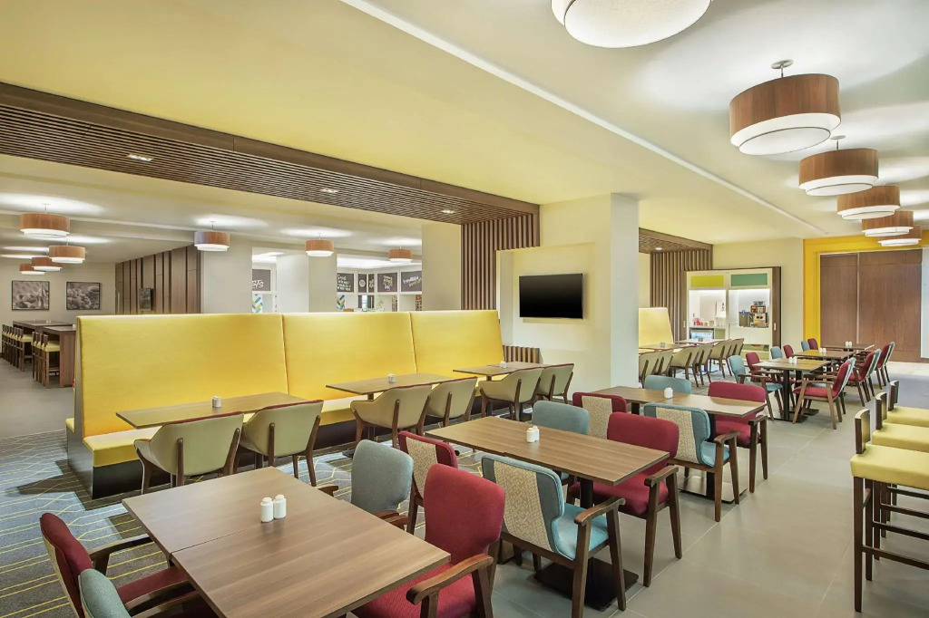 Hampton By Hilton Dubai Airport