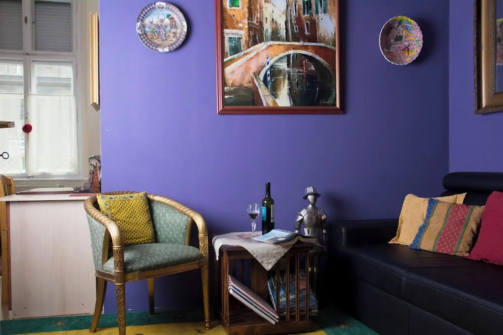 Stunning 2 Double Bedroom Apartment In The Centre Of Budapest