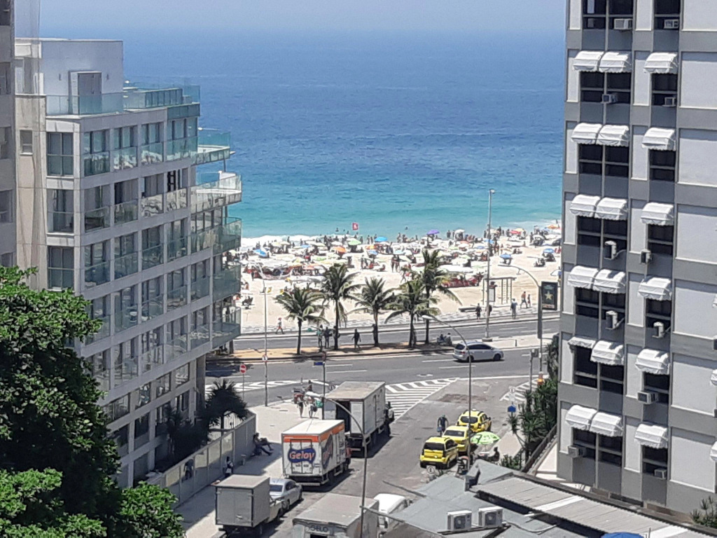 Charmoso Apartamento A 1 Quadra Da Praia