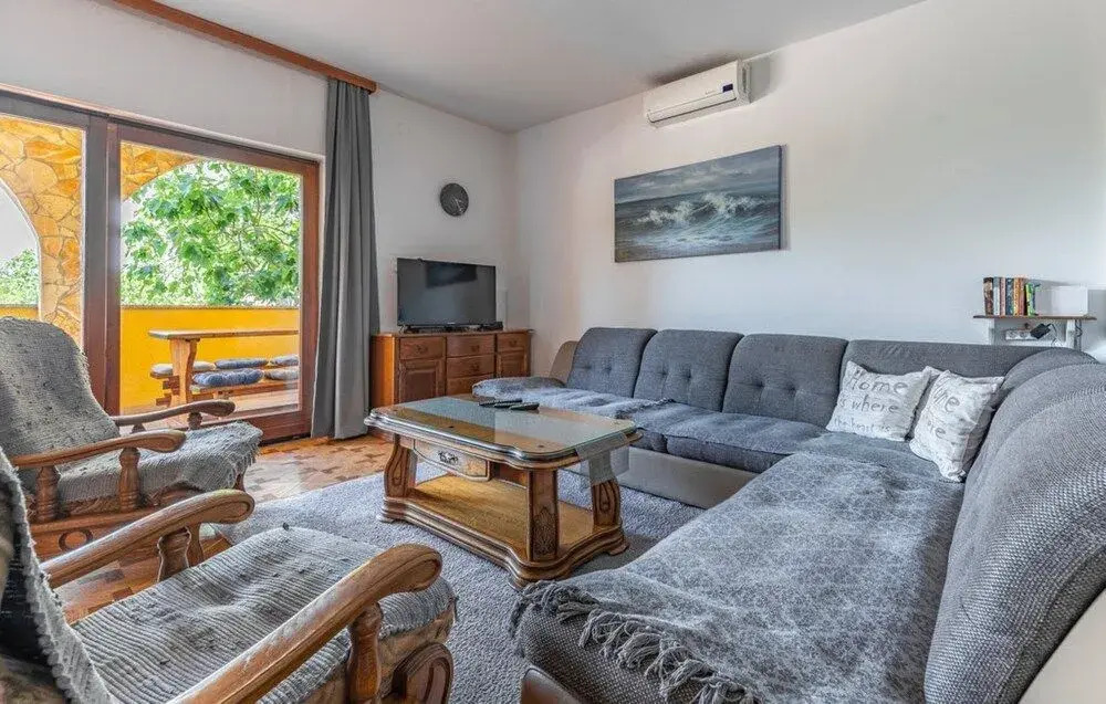 Apartment Stinjan