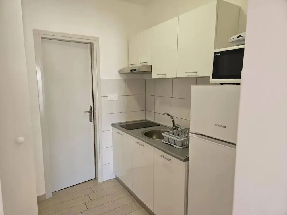 Cozy Studio Apartment in Grebastica