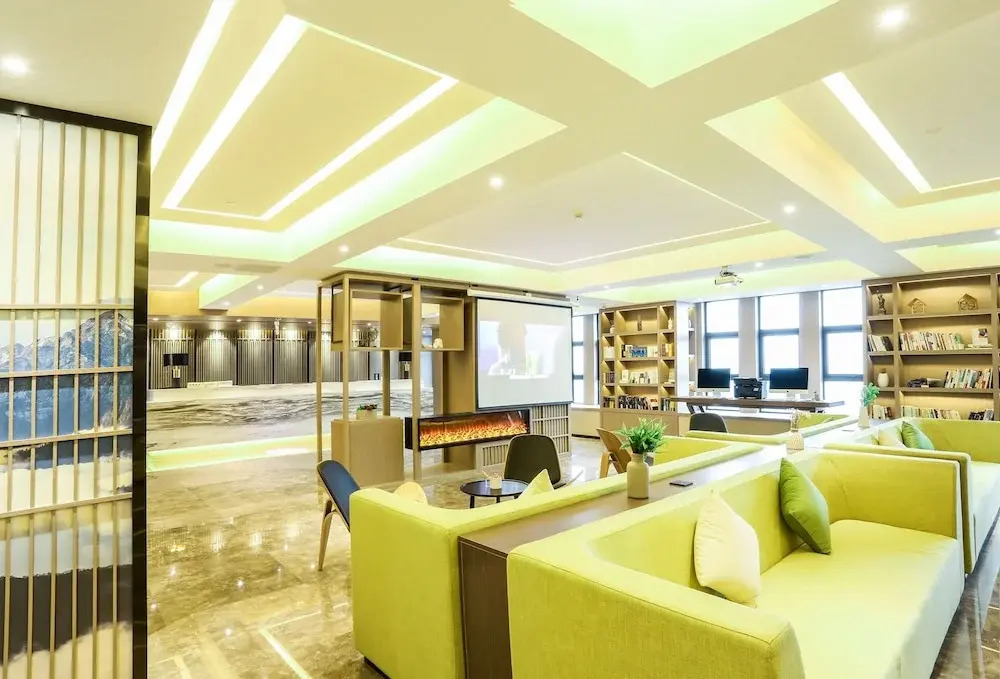 Atour Hotel (Chengdu Shuangliu Airport)