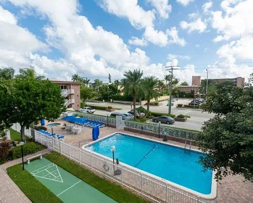 Canada House Pompano Beach