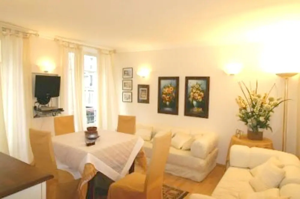 Apartment With 2 Bedrooms in Paris, With Wonderful City View and Wifi
