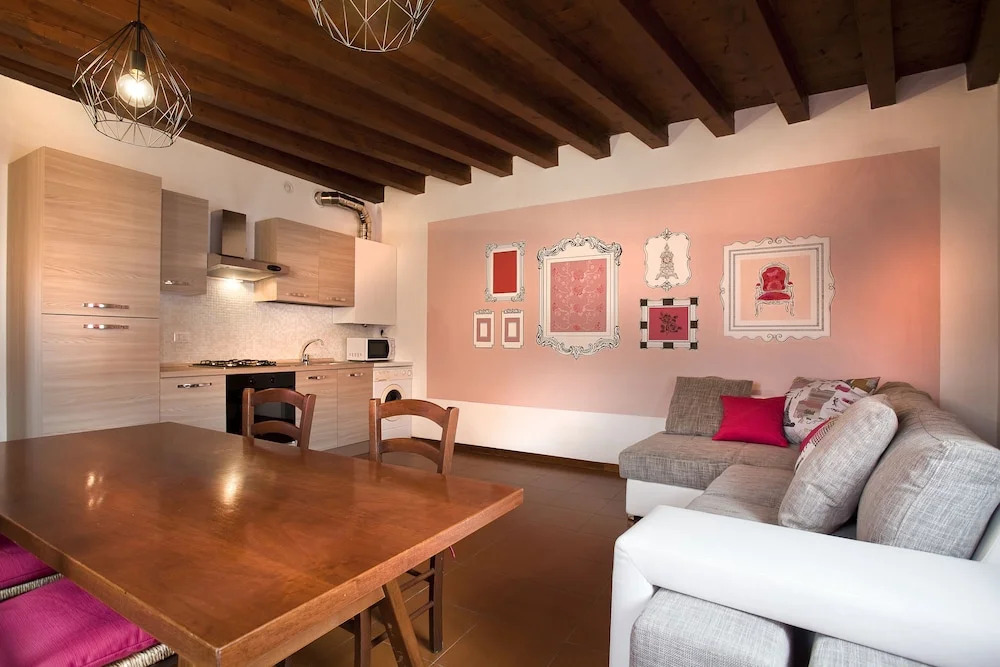 Verona For Rent Attico Arena