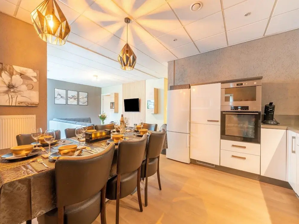 Luxury Apartment in Schin op Geul with Hot Tub & Sauna