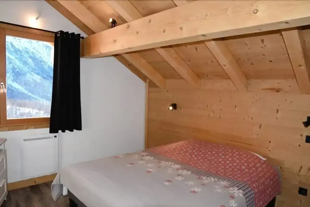 Chalet Loan 10/11 Personnes à Montgenèvre
