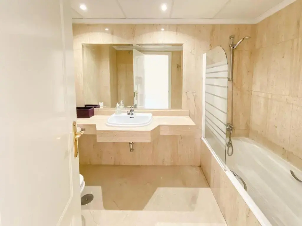 Apartamento en Los Patios de Santa Maria Golf