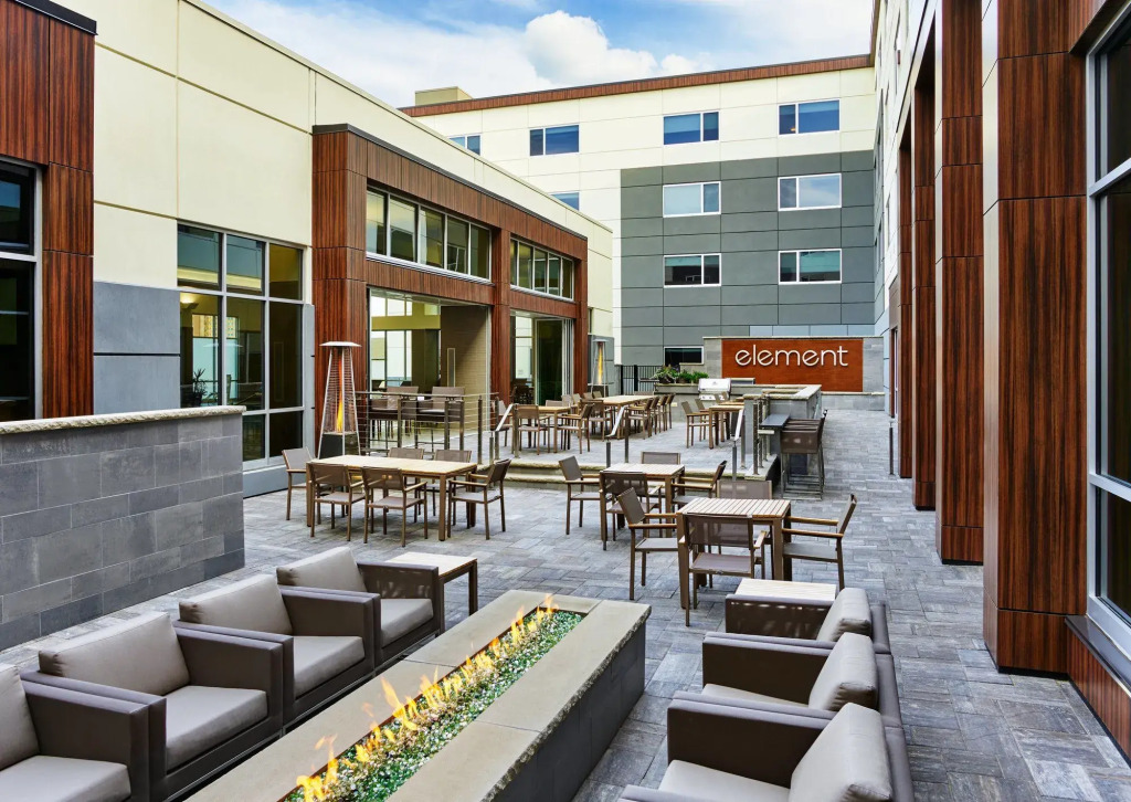 Element Fargo