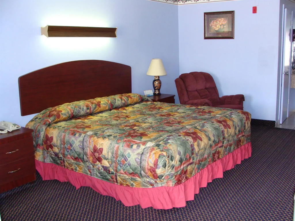 Colonial Inn Hammond