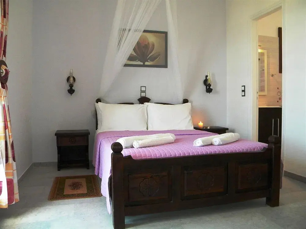 Villa Faros small hotel and restaurant