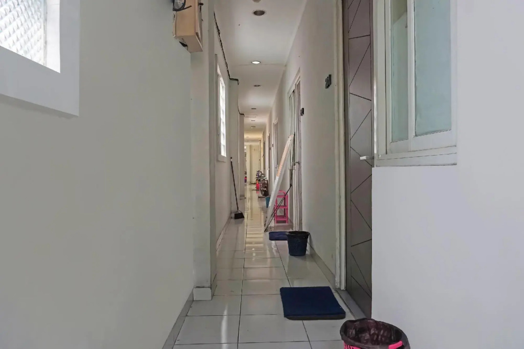 OYO 91889 Kramat Residence