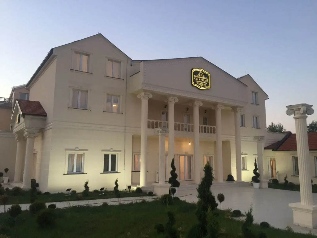 Villa Palace