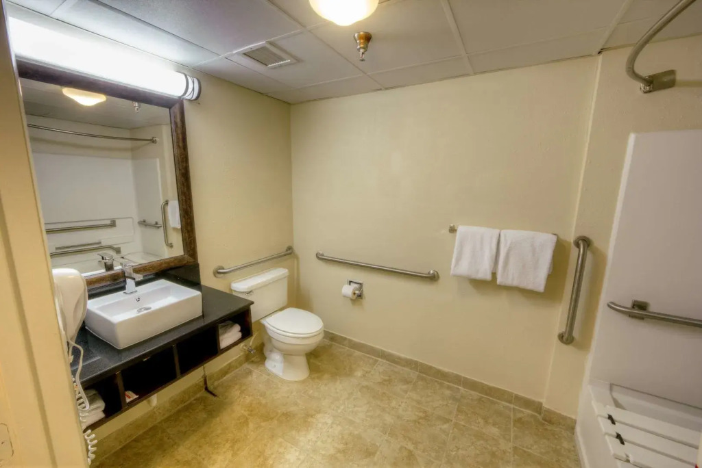 Red Roof Inn PLUS Henderson